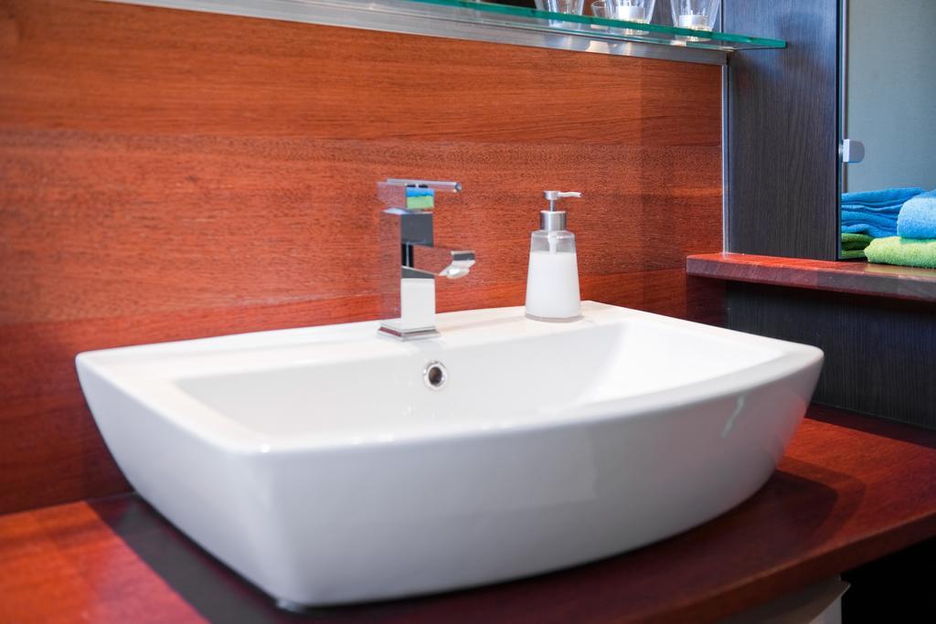 Best Inn Poznan Apartament Wojskowa Værelse billede